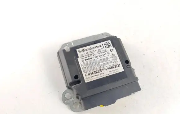 Mercedes-Benz Vito Viano W447 Airbag control unit/module A4479001100 A4479025400