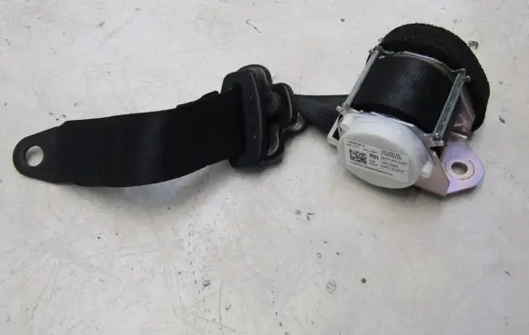 Jeep Renegade Rear seatbelt 34202542B