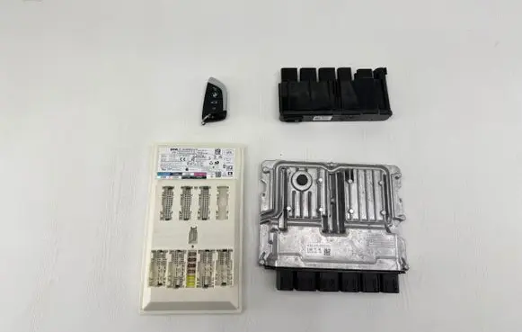 BMW 2 G42 Engine ECU kit and lock set 61355B5BCF2 8638551 12638638551