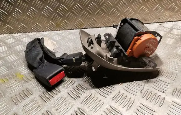 Nissan Murano Z50 Middle seatbelt (rear) C70251ZHC