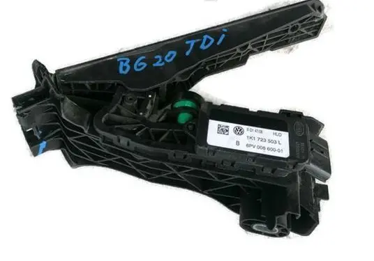 Volkswagen PASSAT B6 Accelerator throttle pedal 1K1723503L 6PV00860001