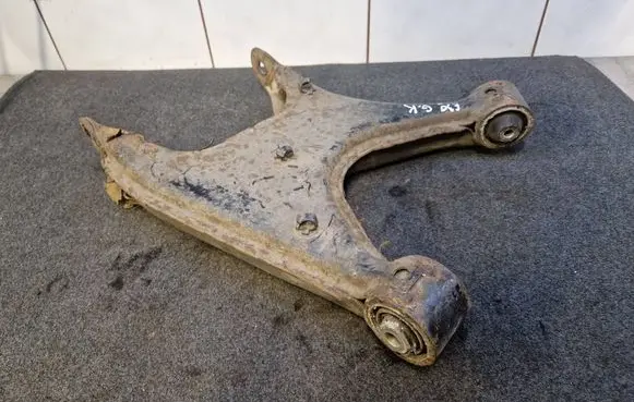 Rear upper control arm/wishbone
