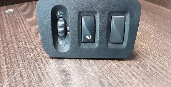 Opel Movano B Headlight level height control switch 684950001R 251457792R