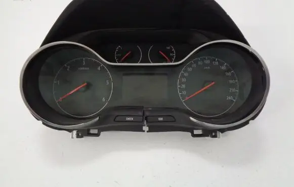 Opel Crossland X Speedometer (instrument cluster) 9826136080