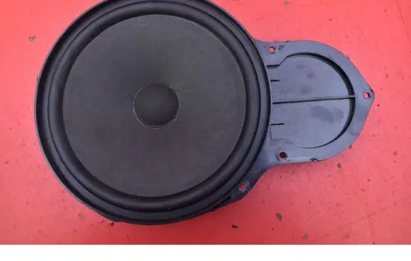 Volkswagen PASSAT CC Subwoofer speaker 3C8035454