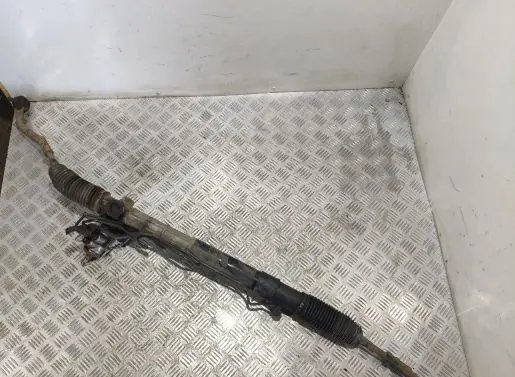 Hyundai Santa Fe Steering rack 577002B800