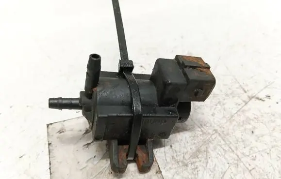 Opel Astra H Turbo solenoid valve 722448001