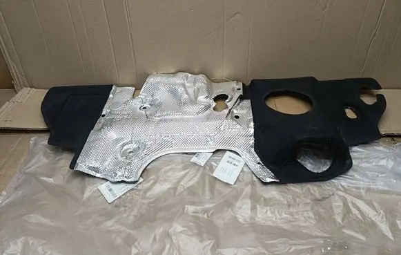 Volkswagen PASSAT B8 Heat shield in engine bay 5Q1863353L