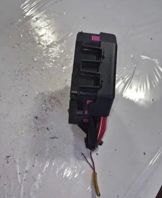 Volkswagen PASSAT B5 Fuse box set 456589