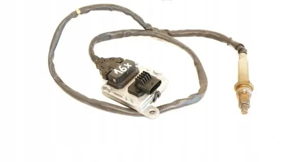 Mercedes-Benz CLA C117 X117 W117 Lambda probe sensor A0009052012