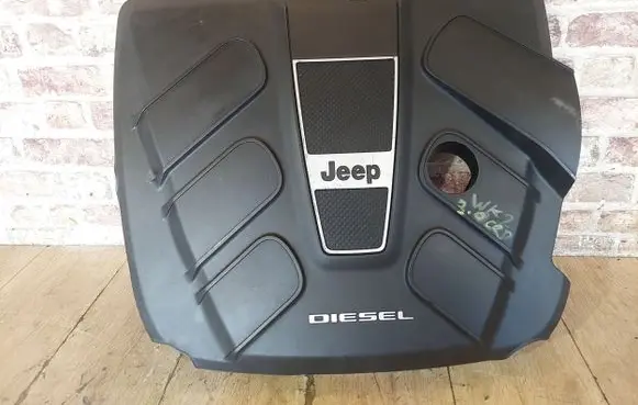 Jeep Grand Cherokee Engine cover (trim)