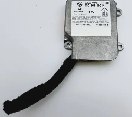 Airbag control unit/module