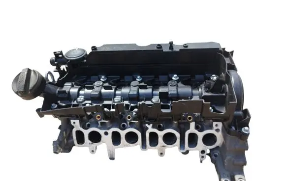 BMW 5 G30 G31 G38 Engine head 8579962 58135672 MJF3102M7