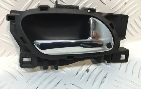 Peugeot 308 Front door interior handle 9660525380