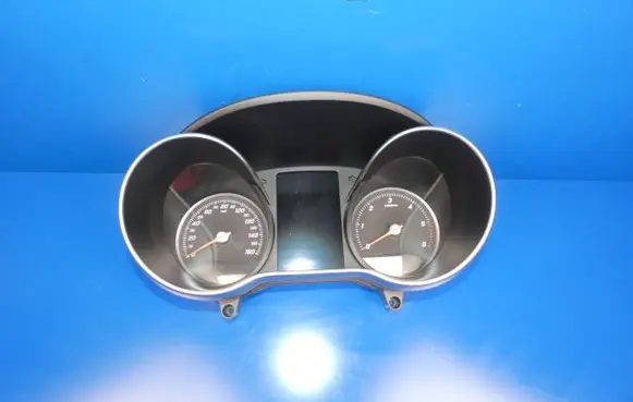Mercedes-Benz C W205 Speedometer (instrument cluster) A2059000416 A2059040700 A2059015106
