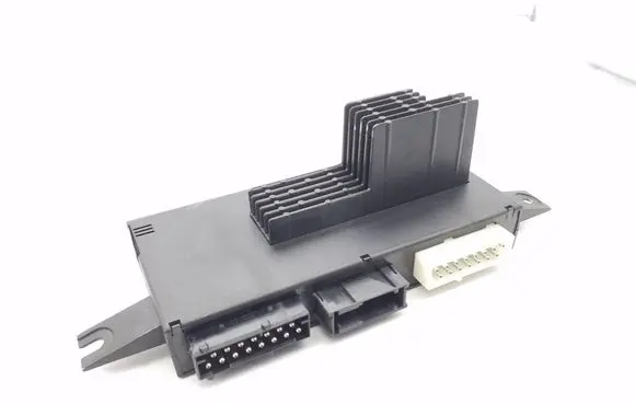 BMW 7 E38 Comfort/convenience module 8352225 085520050