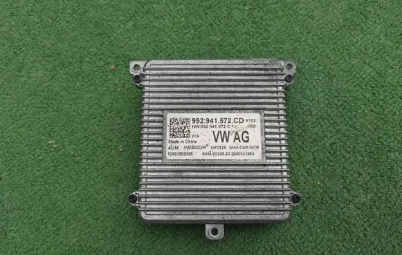Skoda Octavia Mk4 LED ballast control module 992941572CD