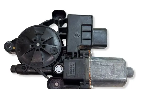 BMW Z4 E85 E86 Front door window regulator motor 9466690