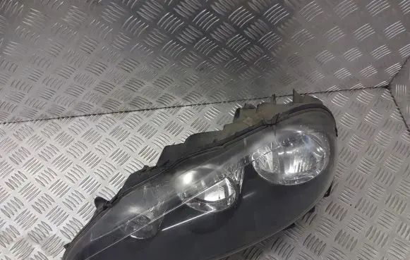 Alfa Romeo 147 Headlight/headlamp VALEO