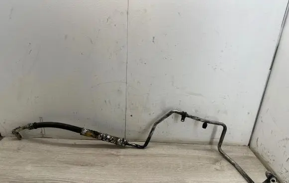 Dodge Nitro Air conditioning (A/C) pipe/hose