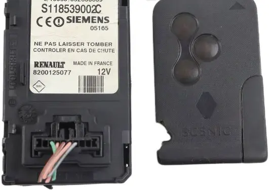Renault Megane II Ignition key card reader 8200125077 S118539002C 05165