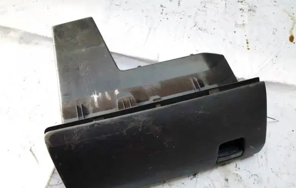 Renault Vel Satis Glove box