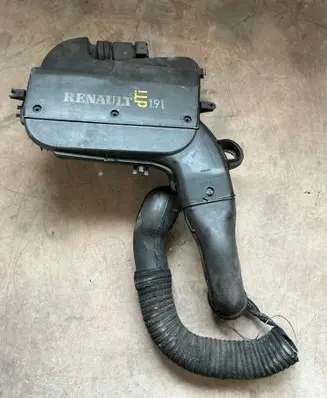 Renault Scenic I Mass air flow meter H7700104426 7700109812 57692388