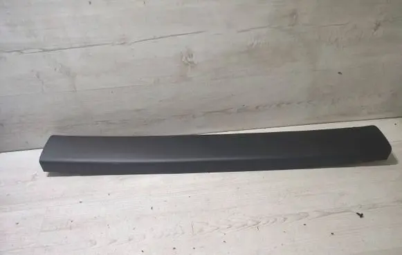 Hyundai Kona I Tailgate trim 81760J9000