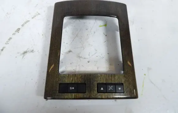Other sill/pillar trim element