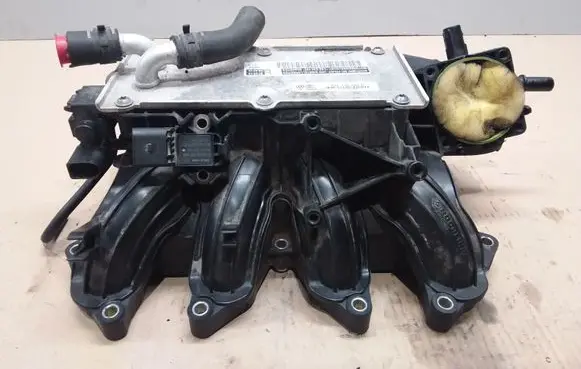 Skoda Fabia Mk2 (5J) Intake manifold 03F145749B 03G906051D 0261230267