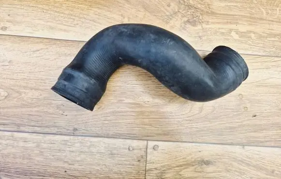 Audi A4 S4 B5 8D Intercooler hose/pipe 058145856A
