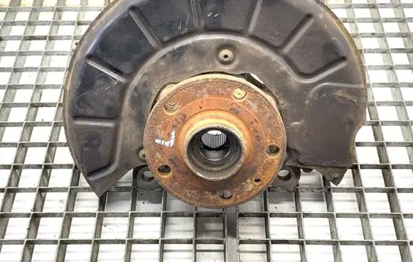 Audi A3 S3 8P Front wheel hub spindle knuckle 