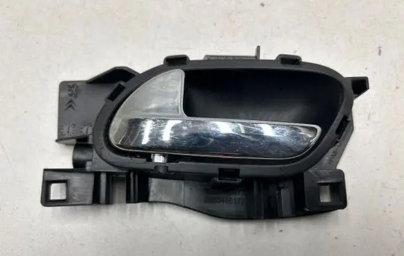 Peugeot 5008 Front door interior handle 9683446877 9683446177