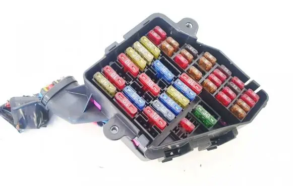 Audi A3 S3 8L Fuse box set