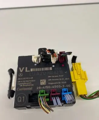 Mercedes-Benz C W204 Door control unit/module A2129006218 A2129011405