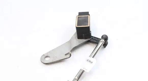 Headlight/headlamp level sensor