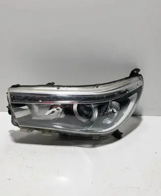 Toyota Hilux (AN120, AN130) Headlight/headlamp