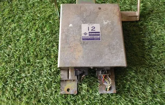 Nissan Sunny Engine control unit/module 2371066C00 A93871565 A93871