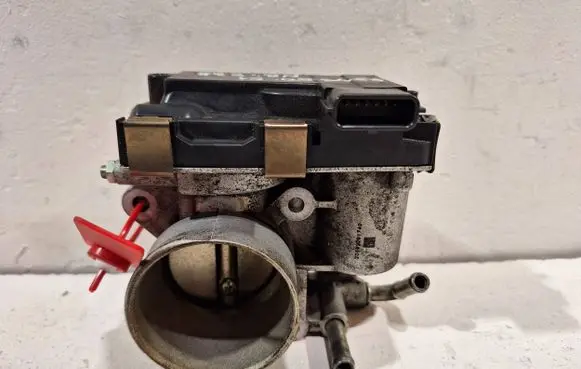 Renault Captur Throttle body valve RME50-51