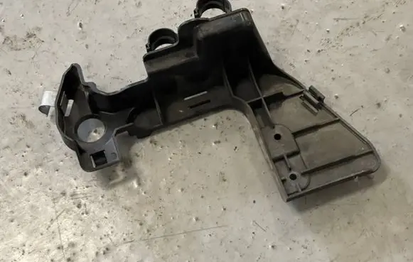 BMW 4 F32 F33 Other engine bay part 7848491 1252 53781210