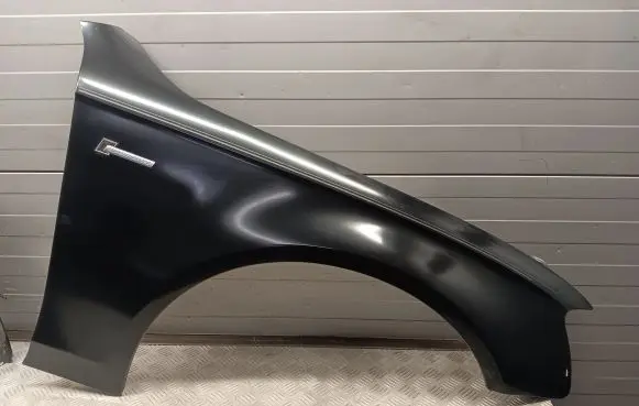 Audi A4 S4 B8 8K Fender 8K0821106A