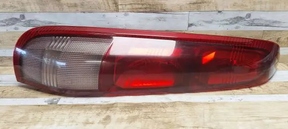 Nissan X-Trail T30 Rear/tail lights