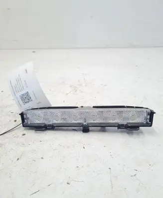 Volkswagen Jetta VI Third/center stoplight 6RU945087A