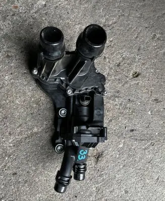 Volkswagen Arteon Thermostat/thermostat housing 05L121111Q