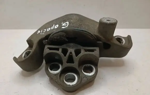 Citroen DS7 Crossback Rear differential mounting bracket 