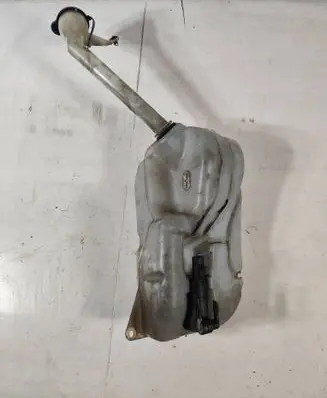 Windshield washer fluid reservoir/tank