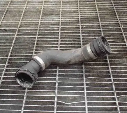 BMW 5 GT F07 Engine coolant pipe/hose 8509274