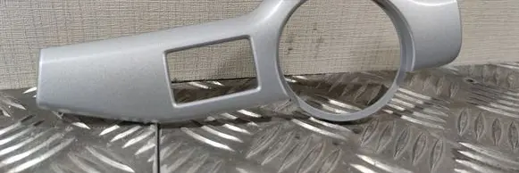 Skoda Octavia Mk2 (1Z) Dashboard glove box trim 1Z1858417