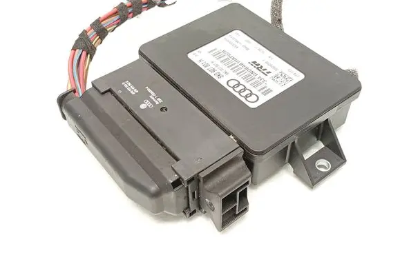 Audi Q5 SQ5 Hand brake control module 8K0907801H
