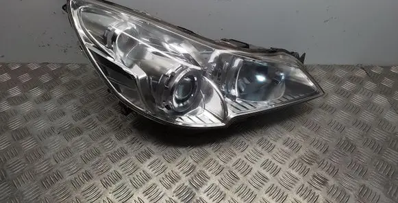 Subaru Legacy Headlight/headlamp
